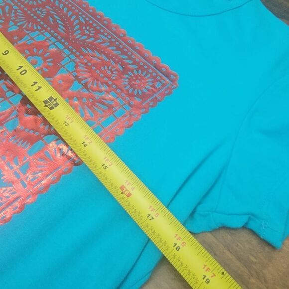 Karani Art Short Sleeve Top Mexican Design Stretch Size XL (Fits better size L) - Picture 5 of 9